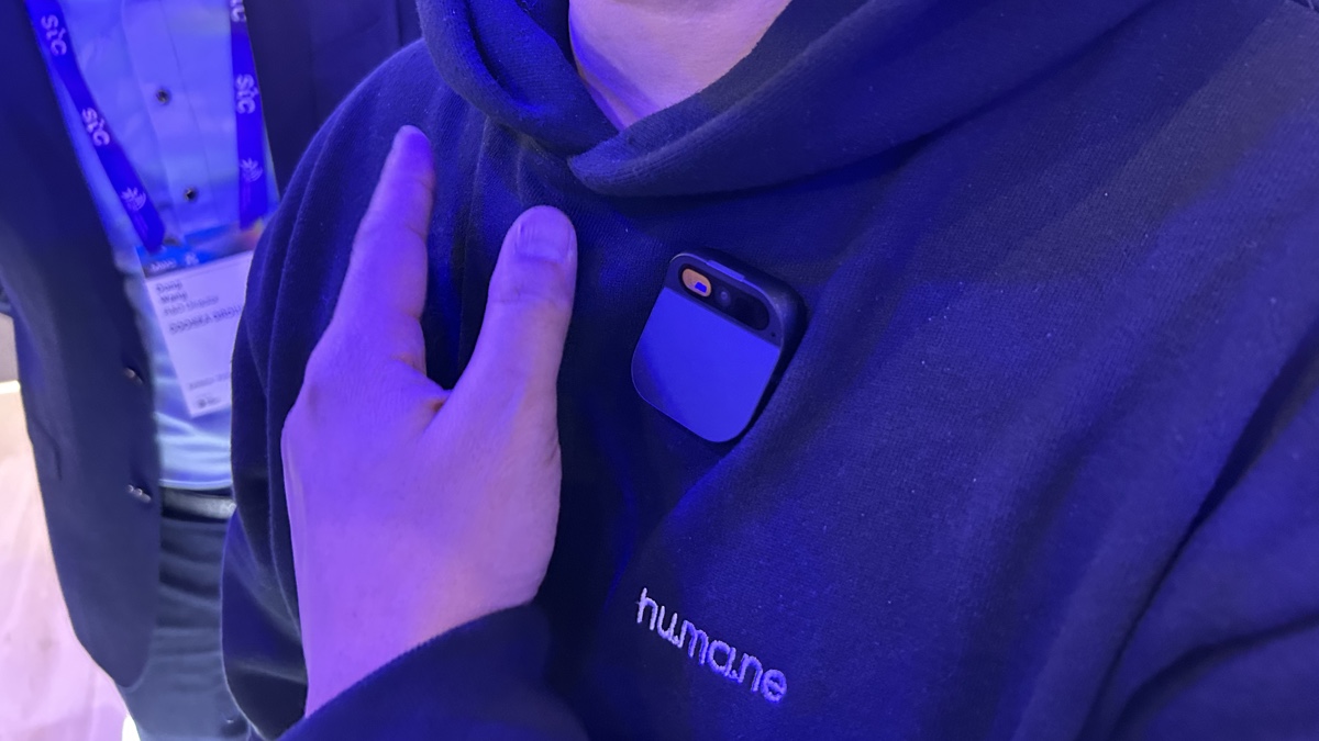 The Humane AI Pin shows us a wearable future – but it might not be this photo 5